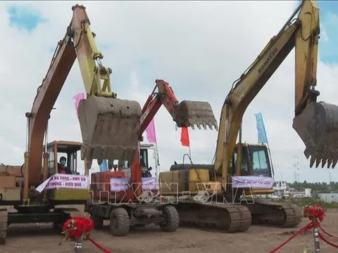 Dự án luồng sông Hậu cho tàu trọng tải lớn vẫn chưa xong giải phóng mặt bằng