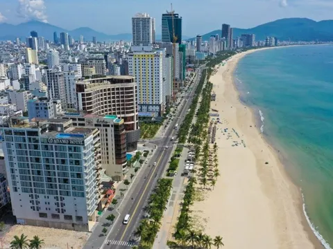 Từ nơi toàn cát với phi lao, phía đông Đà Nẵng lột xác với những con đường tỷ USD