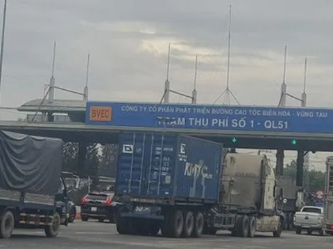 Bị dừng thu phí, chủ đầu tư tuyên bố 'bỏ mặc' BOT quốc lộ 51