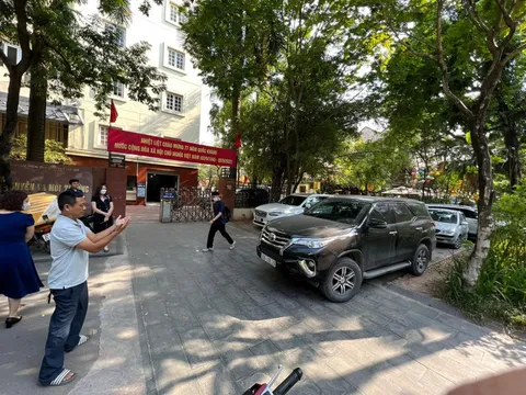 Một loạt sở ngành, quận huyện ở Hà Nội bị "bêu tên" vì làm việc chậm chạp