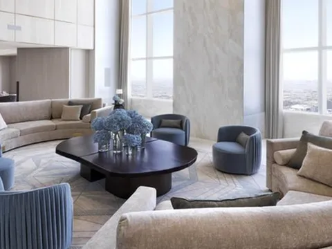 Đột nhập không gian xa hoa, rộng 371 m2 Cristiano Ronaldo vừa chuyển đến ở