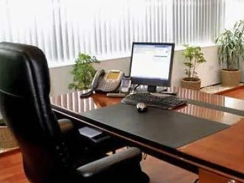 Những điều kiêng kỵ trong phong thuỷ bàn làm việc