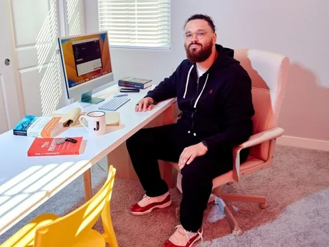 Những người vẫn mơ làm giàu bằng tiền số, mù quáng tin rằng nếu đi ngược sóng đúng lúc sẽ đổi đời làm đại gia