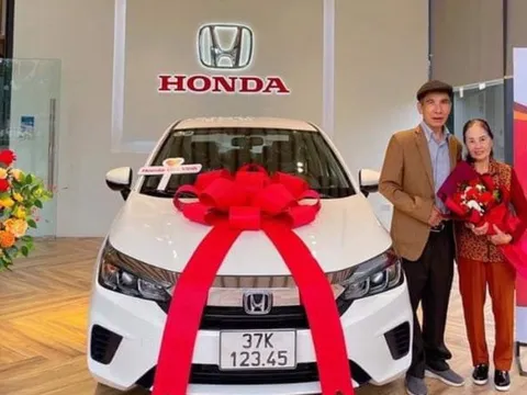 Chủ xe biển số VIP ở Nghệ An được trả giá 1,2 tỷ: 'Không muốn bán vì đó là món quà con gái tặng'