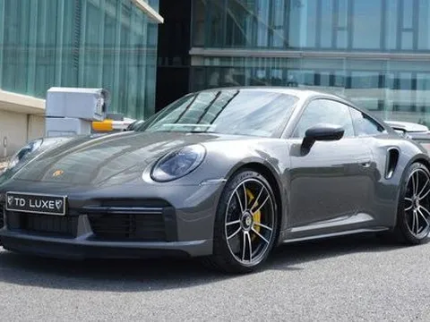Đại gia Hoàng Kim Khánh lần đầu tính 'đổi gió' sang Porsche 911, chọn mỗi màu sơn thôi đã tốn gần 200 triệu đồng