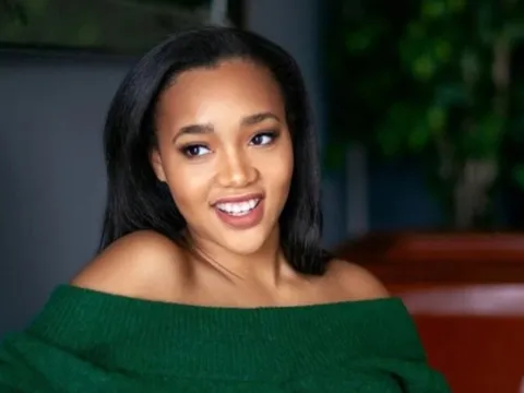 Cựu trader trẻ nhất phố Wall từng thề không bao giờ kiếm dưới 2,8 tỷ đồng, tuổi 28 thu nhập gấp 5 lần: Bí quyết là biết nhìn về phía trước, tiết kiệm 85% thu nhập mỗi tháng