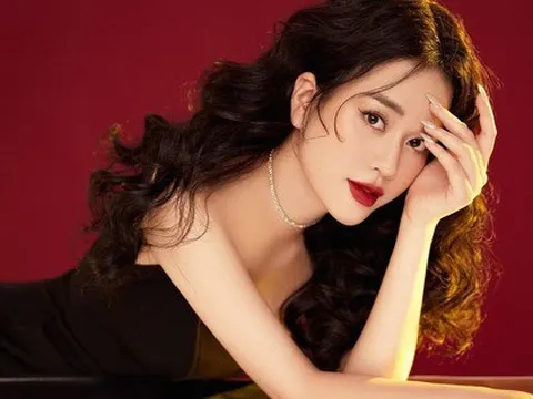 MC Ngô Mai Phương - 'tiểu tam' của Đừng Làm Mẹ Cáu khoe sắm đồ một lần nửa tỷ đồng