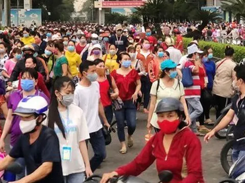 Ngậm ngùi công nhân nhận trợ cấp thôi việc phải đóng thuế