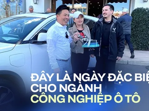 Việt kiều Mỹ nhận VinFast VF 8 lô đầu tiên: ‘Chưa bằng BMW nhưng hơn Toyota, chế độ tự hành mượt mà’
