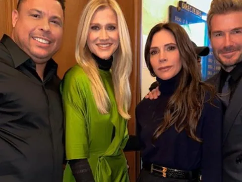 David Beckham lịch lãm khi hội ngộ người bạn thân Ronaldo 'béo' tại show thời trang của vợ