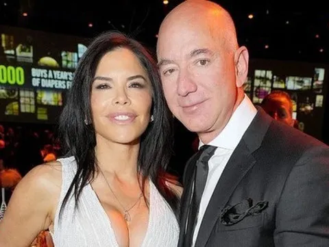 Siêu du thuyền 500 triệu USD của tỷ phú Amazon