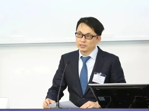 Tỷ phú làm chủ đế chế tài chính quản lý 72 tỷ USD: Người thực sự kiếm được nhiều tiền thường biết trước 3 bí mật, lợi hại hơn việc làm lụng chăm chỉ