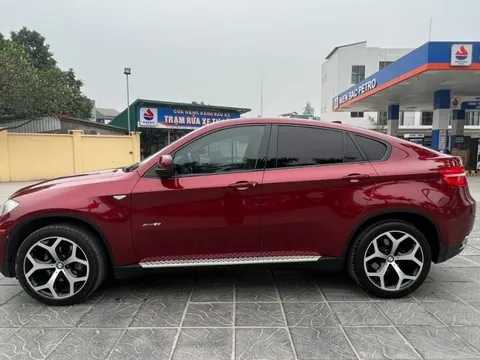BMW X6 ao ước một thời của dân chơi giá còn 560 triệu, người bán cho biết tiền sửa đã ngót nghét 200 triệu đồng