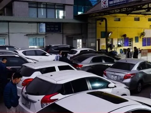 Xe chờ cả tuần không được đăng kiểm, doanh nghiệp 'méo mặt' chịu thiệt hại