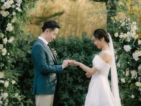 Đám cưới trong công viên với phần trang trí đậm sắc mùa hè, chi phí 205 triệu đồng