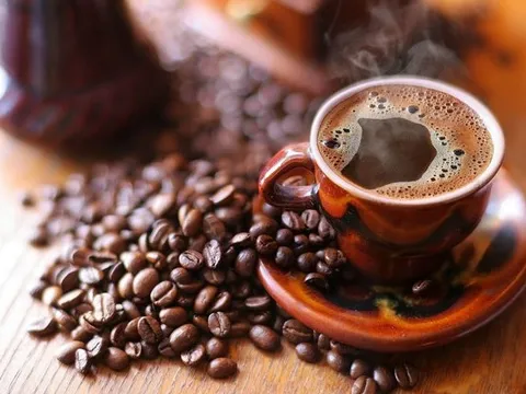 Nghiên cứu mới: Lý do người thừa mỡ, tiểu đường nên uống cà phê