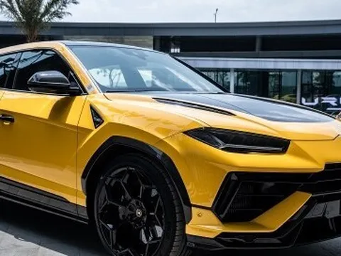 Siêu xe Lamborghini Urus Performante giá từ 16,5 tỷ đồng ra mắt ở Việt Nam
