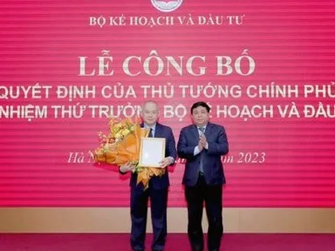 Trao quyết định bổ nhiệm tân Thứ trưởng Bộ Kế hoạch và Đầu tư