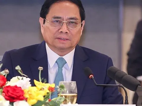 Thủ tướng: Quyết tâm giảm chi phí cho doanh nghiệp nhưng không chấp nhận tăng trưởng bằng mọi giá