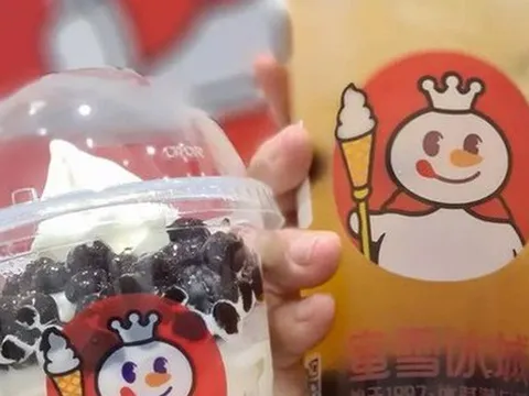 Trung Quốc: Hai cửa hàng trà sữa Mixue bị phát hiện dùng nguyên liệu hết hạn