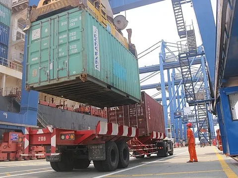 Xuất khẩu của Việt Nam sang một số thị trường khu vực ASEAN bật tăng