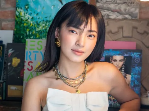 Cận cảnh phòng ngủ trong căn nhà bạc tỷ của Châu Bùi, nơi Binz có cách gọi bạn gái dậy không giống ai