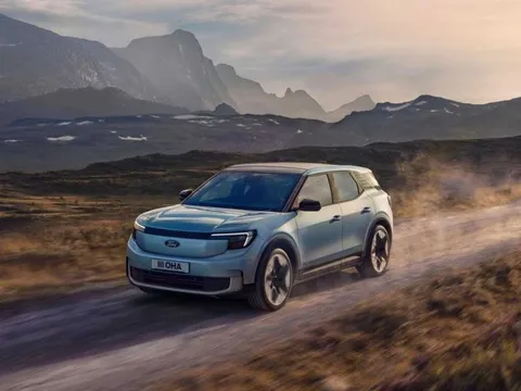 Ra mắt Ford Explorer chạy điện: Đi tối đa hơn 500km/sạc, 25 phút sạc đầy 80%, màn dọc 14,6 inch gây chú ý