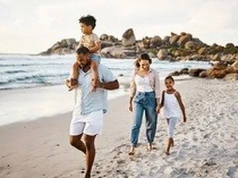 Thà bỏ tiền đi chơi còn hơn để dành vài đồng tiết kiệm