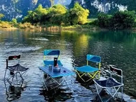 Cách Hà Nội 2 giờ đi xe có 1 nơi cắm trại đẹp nhất xứ Mường với cái tên lạ tai