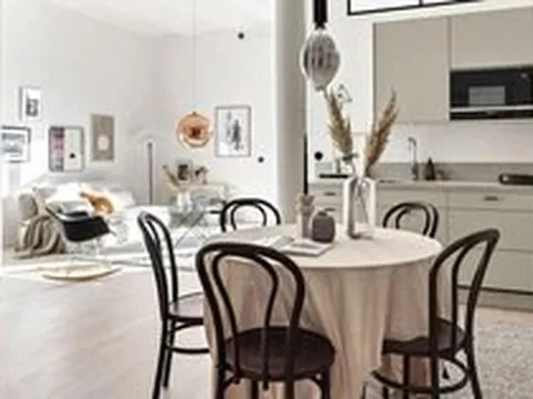 Ngắm vẻ đẹp trong veo của căn hộ Bắc Âu 53m2 thời thượng