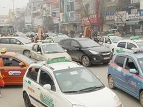 Hàng nghìn taxi điện sắp hoạt động: Cần tính toán kỹ