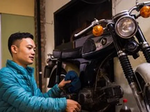 Chiêm ngưỡng bộ sưu tập xe cổ của chàng trai ở Hà Nội: Nhiều mẫu xe nổi tiếng, có chiếc niên đại đến cả thế kỉ
