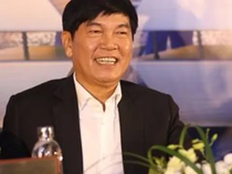 Tỷ phú Trần Đình Long kể chuyện dừng đầu tư ở Úc: Có lãnh đạo bán hết nhà cửa sang Úc sống giờ lại phải về Việt Nam, tôi phải bỏ tiền túi cho vay mua lại nhà