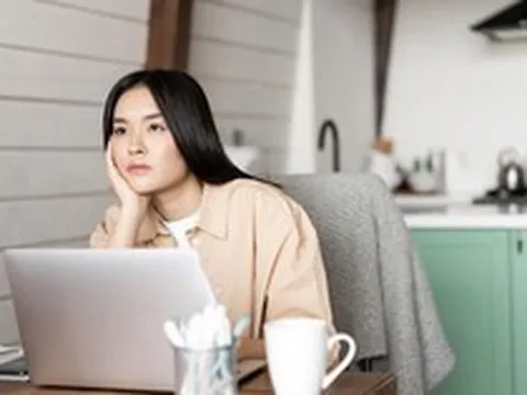 Cú sốc của nữ nhân viên Meta: Lên TikTok bày cách viết CV xin việc liền bị công ty đuổi việc không thương tiếc