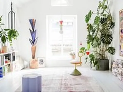 Khám phá nét đẹp thú vị bên trong căn hộ nhỏ đơn sắc