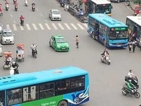 99,91% lượt xe buýt Hà Nội được chấm điểm “5 sao”, có chính xác?