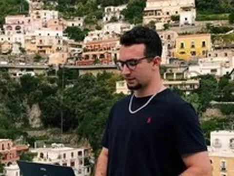 Kiếm gần 200 tỷ đồng trong 2 năm nhờ chứng khoán, tôi nhận ra: Thị trường hưng phấn là lúc chốt lời, đừng dại mua đuổi giá cao