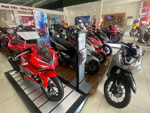 Giá xe máy tăng tiếp từ ngày 1-4