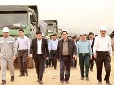 Thủ tướng Phạm Minh Chính kiểm tra dự án trọng điểm tại Điện Biên