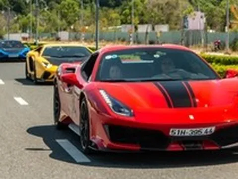 Dàn siêu xe hơn 350 tỷ đồng đổ bộ Phú Quốc: Đại gia Hoàng Kim Khánh chiếm 'spotlight', G63 dát vàng góp mặt