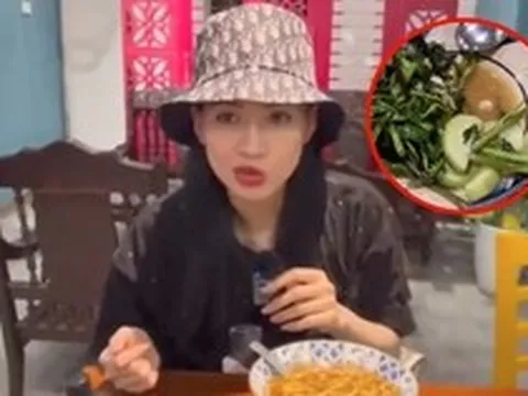 "Chiến thần" Hà Linh bị dân mạng đào lại hàng loạt review trước sau bất nhất: Khó hiểu nhất là màn ăn súp hải sản