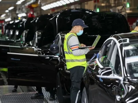 Tesla sắp xây siêu nhà máy sản xuất pin tại Trung Quốc