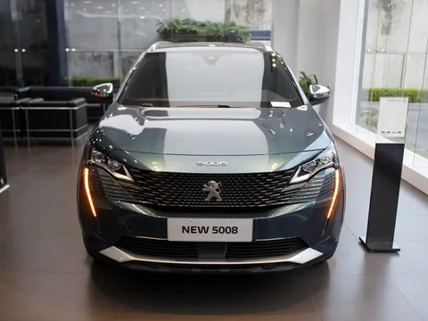 Bảng giá ô tô Peugeot tháng 4: Peugeot 5008 được ưu đãi 45 triệu đồng