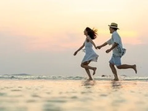 6 nguyên tắc cơ bản giúp đôi vợ chồng tiết kiệm 70% thu nhập, nghỉ hưu ở tuổi 35