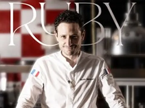 Bếp trưởng Pháp đạt sao Michelin và cơ duyên đến với ẩm thực Việt: Mỗi món ăn là một viên ngọc quý, người đầu bếp chính là nghệ nhân