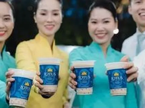 Cốc trà sữa “trên trời” giá 49.000 đồng mang về doanh thu tiền tỷ: Từng được richkid Ngọc Thanh Tâm khen tấm tắc, nhiều người không đi máy bay vẫn đổ xô mua thử