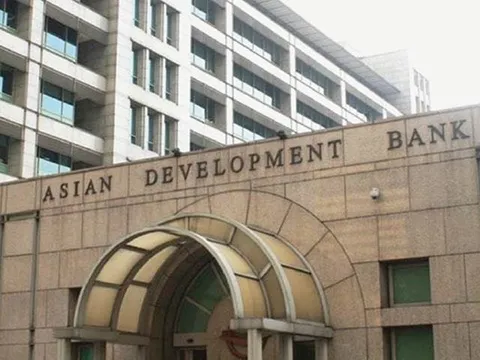 ADB cam kết đầu tư hơn 20 tỷ USD góp phần giải quyết bất lợi về kinh tế