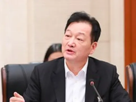 Bỏ công việc nhà nước, vay 40 triệu để nuôi lợn: Sau 30 năm, người đàn ông sở hữu tập đoàn "khủng", lọt top 500 tỷ phú giàu nhất thế giới