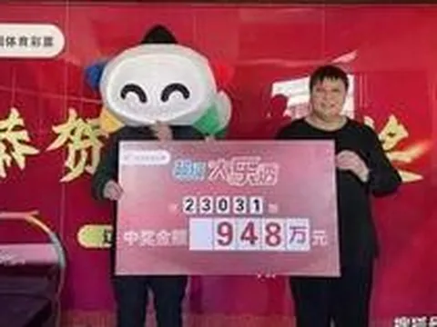 Làm ăn thất bại, chàng trai vét túi 7.000 đồng mua vé số rồi trúng 32 tỷ