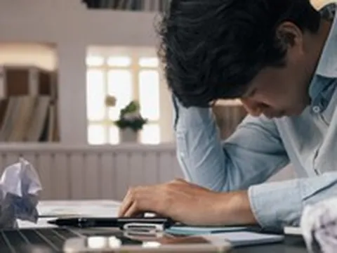 Nhìn thoáng qua là biết một người có thực sự giàu sang hay không? 4 chi tiết nói lên tất cả, đừng mong lấp liếm!